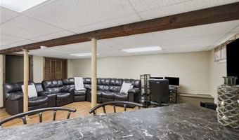 72 Fairweather Ave, Cranston, RI 02910