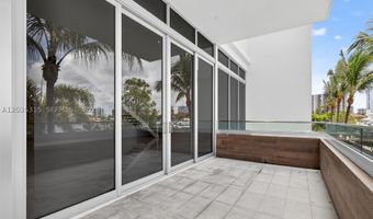 3750 Yacht Club Dr TH5, Aventura, FL 33180