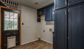 2370 Mary Niblack Rd, Ardmore, OK 73401