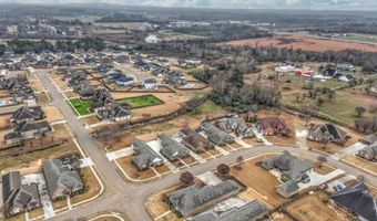 25390 Castlebury Dr, Athens, AL 35613