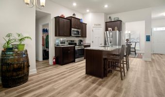 6285 Emerald Lk Dr, Biloxi, MS 39532