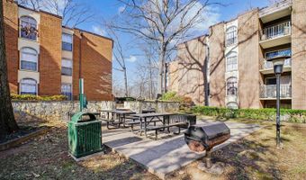 3356 WOODBURN Rd #34, Annandale, VA 22003