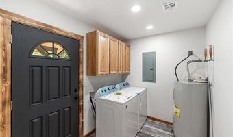 204 NE 2nd St, Adair, OK 74330