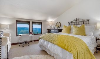 1315 Crestmont Dr, Angwin, CA 94508