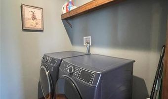 128 Aerie Dr, Cody, WY 82414