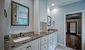 2072 Quail Hill Rd, Brandon, MS 39042