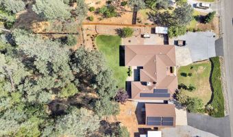 6710 Whispering Canyon Dr, Anderson, CA 96007