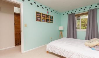 640 Painted Vista Dr, Ballwin, MO 63021