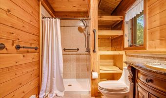 141 LONGVIEW Dr, Saylorsburg, PA 18353