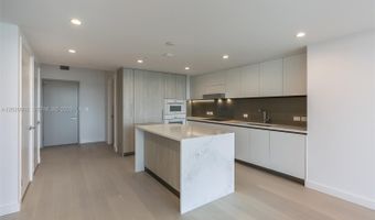 9201 E Bay Harbor Dr 603, Bay Harbor Islands, FL 33154