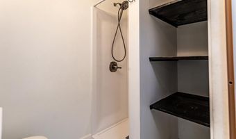 408 HAWKS NEST Dr, Baker, WV 26801