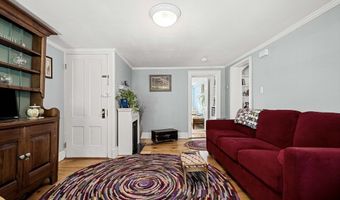 376 Main St 4, Amesbury, MA 01913
