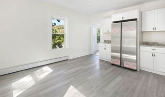 551 Chestnut St 1, Athol, MA 01331