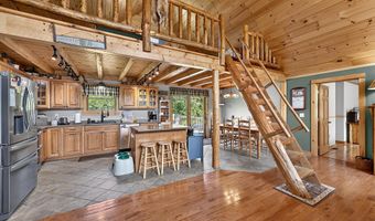 625 Mcgrath Pond Rd, Belgrade, ME 04917
