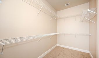 745 Champagne Dr, Biloxi, MS 39532