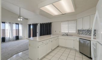 1862 N CENTER Ave, Casa Grande, AZ 85122