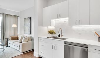 205 Maverick St U308, Boston, MA 02128