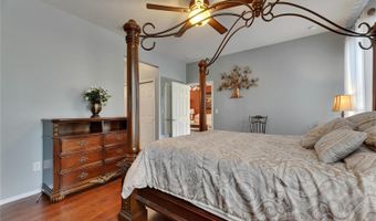 402 SENECA FALLS Dr, Apollo Beach, FL 33572