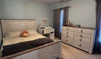 663 Flintrock Dr, Boiling Springs, SC 29316