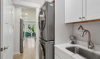 405 Plumwood Ct SW, Altoona, IA 50009