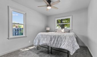 1824 E COLLEGE Ave, Appleton, WI 54915