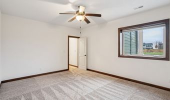 218 34th St SE, Altoona, IA 50009