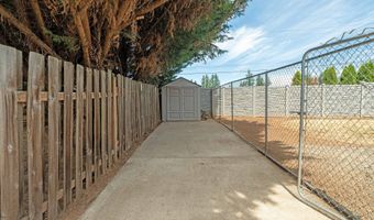 15067 Glendoveer Ct, Oregon City, OR 97045