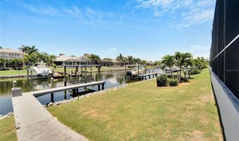 5243 WISHING ARCH Dr, Apollo Beach, FL 33572