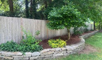 975 Wolf Hill Rd, Cheshire, CT 06410