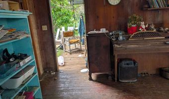 210 Door Of Faith Rd, Haiku, HI 96708