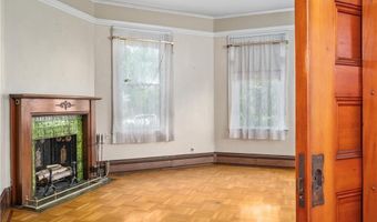 74 Highland St, Woonsocket, RI 02895