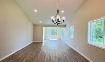 810 Morrison Ave, Annandale, MN 55302