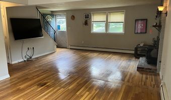 46 Queensland Rd, Billerica, MA 01862