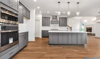 13787 Goff Dr, Athens, AL 35611