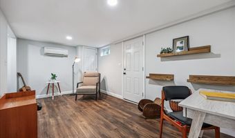 21101 CLARKSBURG Rd, Boyds, MD 20841