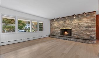 11 Gregory Rd, Cos Cob, CT 06807