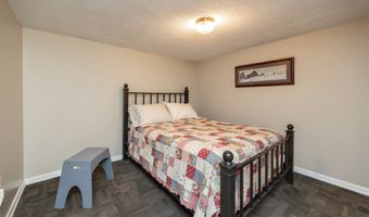 204 E Madison Dr, Polk City, IA 50226