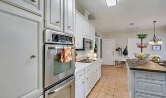 430 Bay Pointe Cir, Brandon, MS 39047