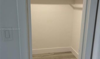2980 Point East Dr D311, Aventura, FL 33160