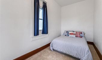 304 S 2nd St, Alma, WI 54610