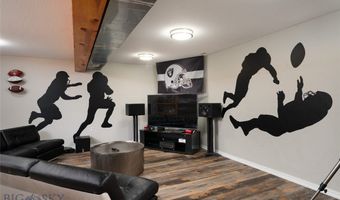 7550 7560 Springhill Rd, Belgrade, MT 59714