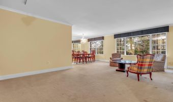 5301 WESTBARD Cir 438, Bethesda, MD 20816