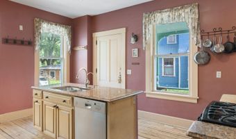 41 Chapin St, Brattleboro, VT 05301