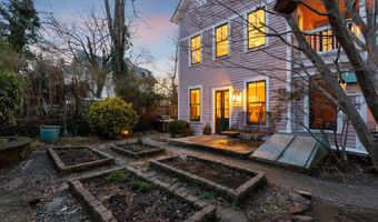 16 7th Ave, Atlantic Highlands, NJ 07716