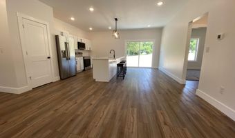16 Trinton Ave, Bedford, IN 47421