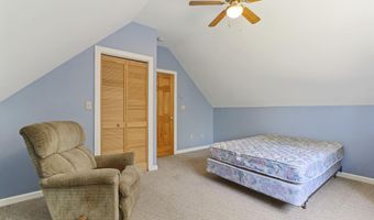96 Taylor Woods Rd, Belgrade, ME 04917
