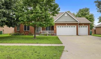 201 11th St NW, Altoona, IA 50009