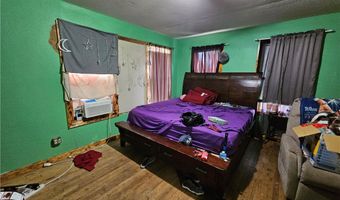 738 W 1st St, Alice, TX 78332