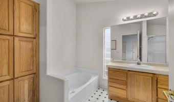 2325 NE Wintergreen Dr, Bend, OR 97701