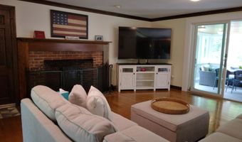 40 Lindahl Rd, Bedford, NH 03110